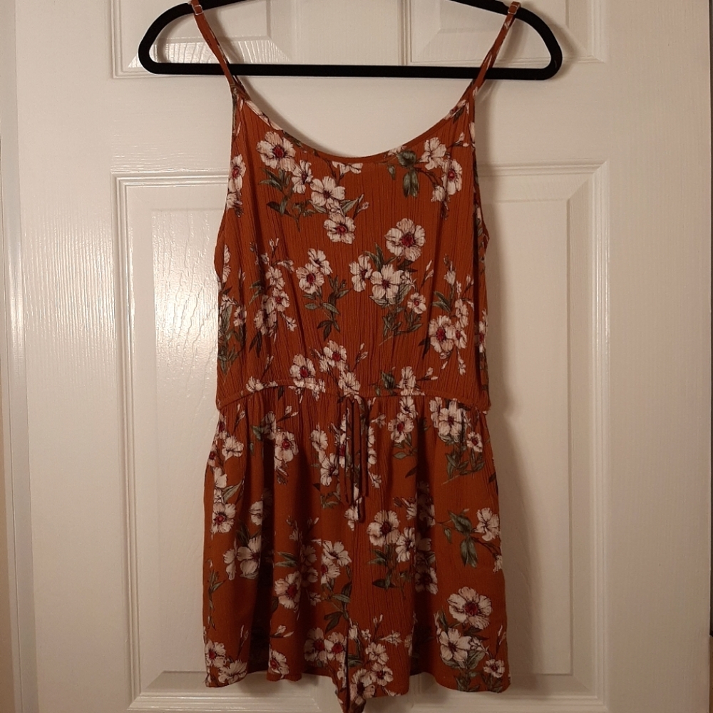 Forever 21 Orange Floral Romper Size S